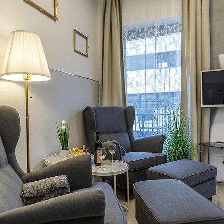 K40 Romantic Deluxe Studio In The City Center Budapest Esterno foto
