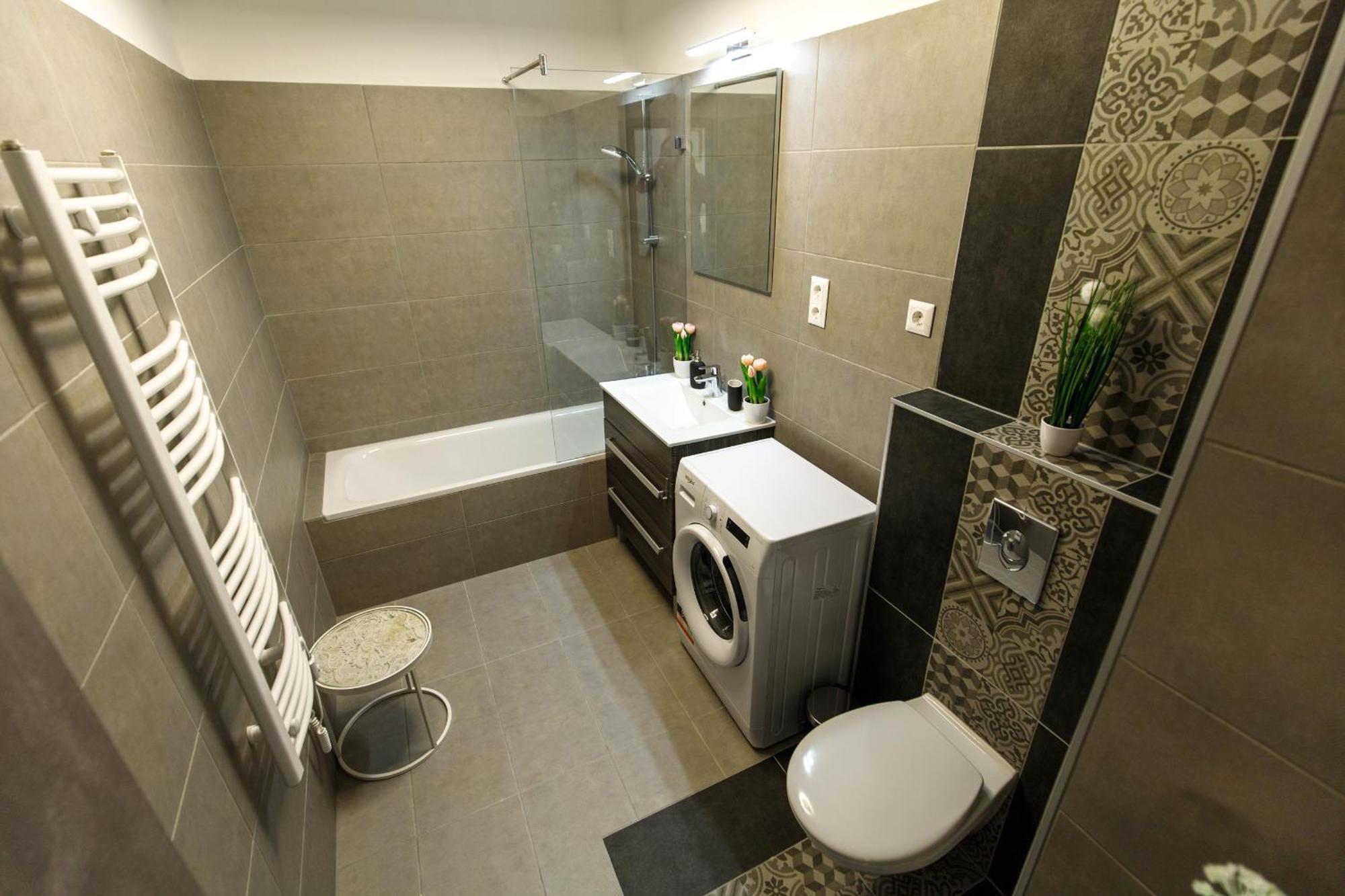 K40 Romantic Deluxe Studio In The City Center Budapest Esterno foto